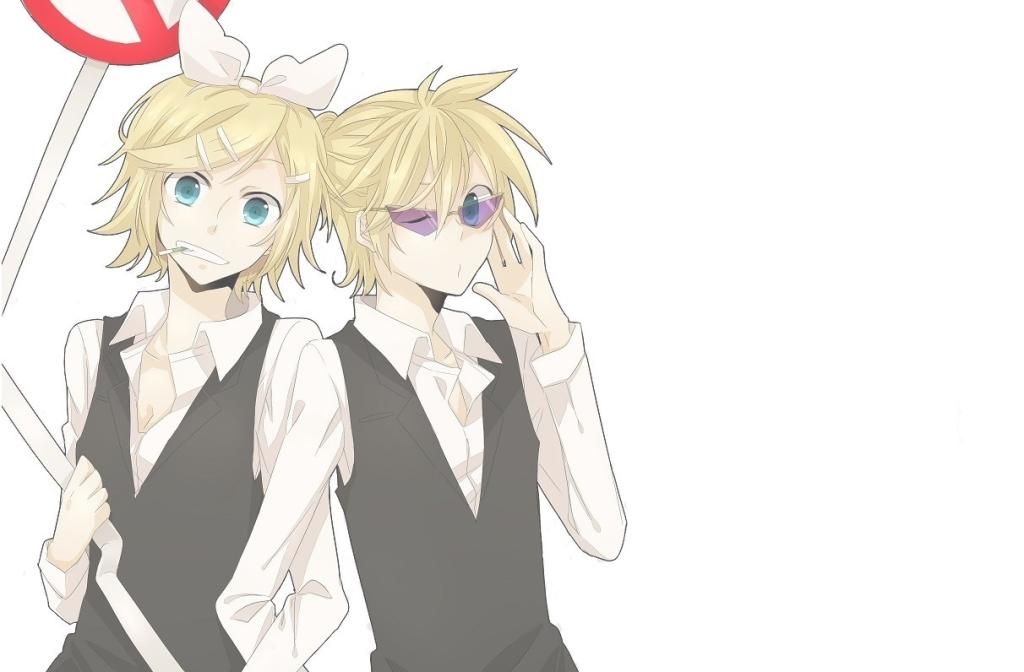 http://i1093.photobucket.com/albums/i422/Shaerileth/shizuo%20cosplaytwins_5.jpg