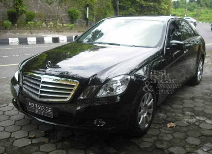 Mercedes E 200