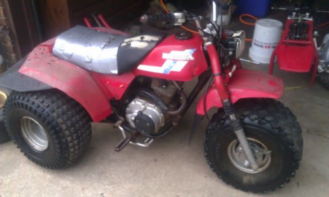 1984 Honda 200 4 wheeler #2