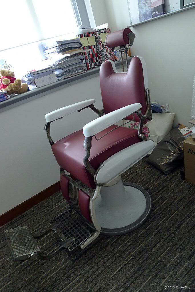 Massi's Barber Chair photo Massi02.jpg