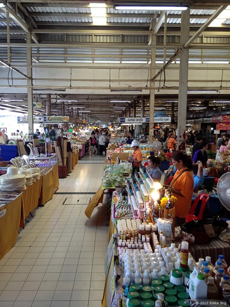 Food Stalls in OrTorKor BKK photo OrTorKorMarketStalls04.jpg