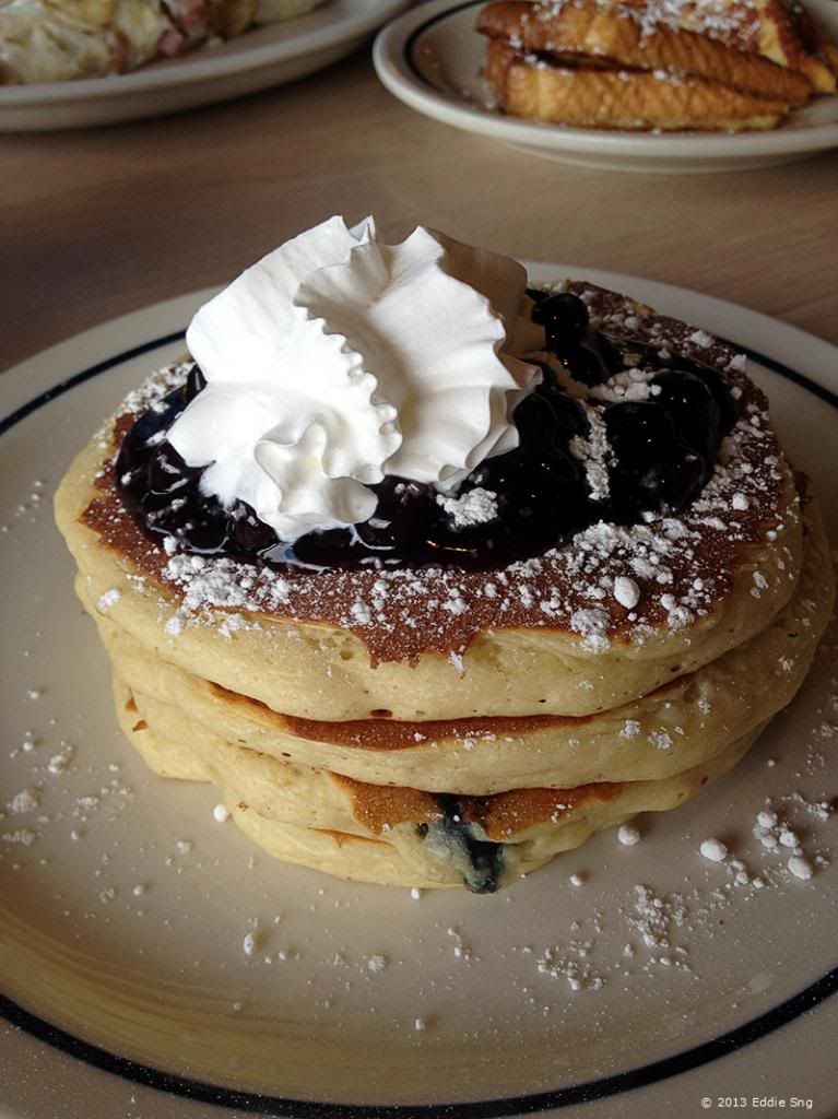 iHop Double Blueberry Pancake photo iHopSouthSanFrancisco02.jpg