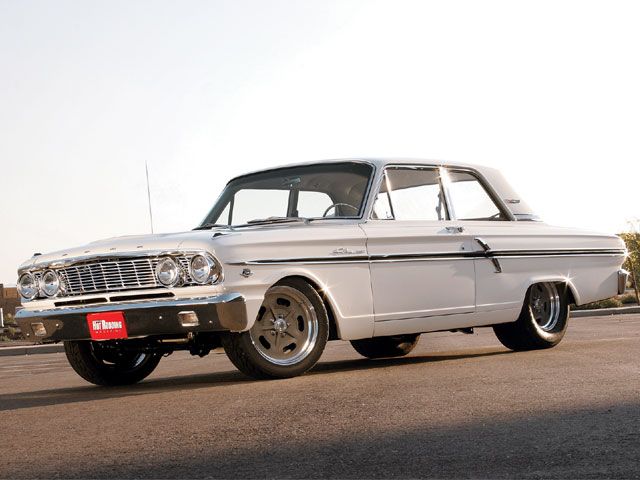 phrp_0708_14_z1964_ford_fairlane_500side