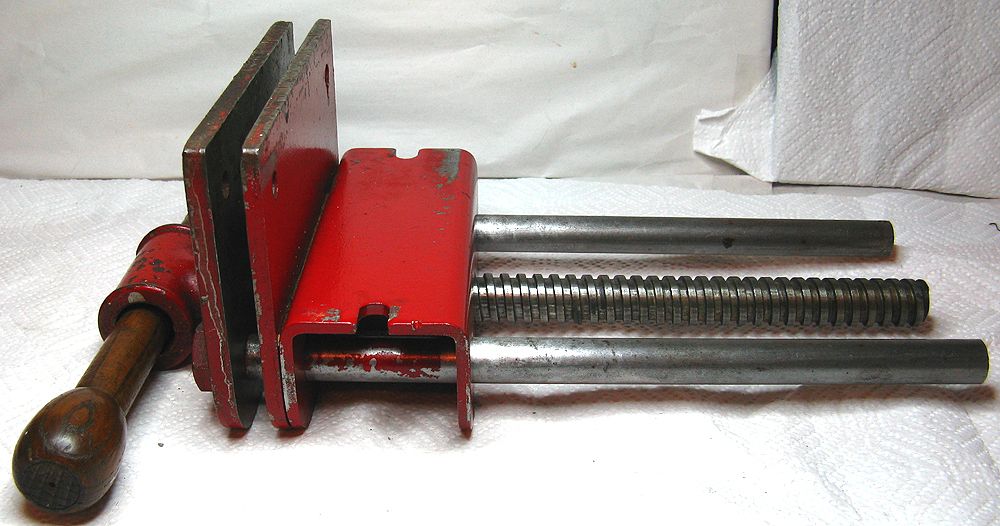 Vintage Columbian Woodworker's Bench Vise Model 6C Woodworking Oak