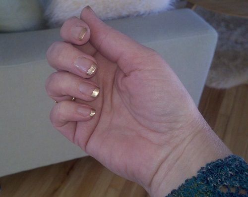 goldnails1.jpg