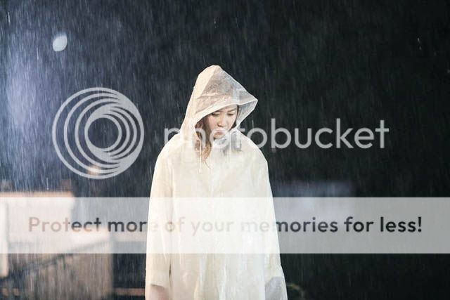“Master’s Sun”: Gong Hyo Jin Endures The Rain (UPDATED) | Couch Kimchi