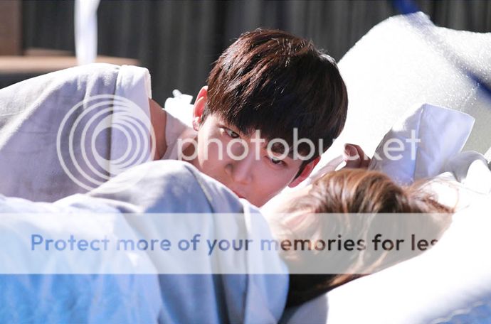 on all the fan service from today’s episode of  healer